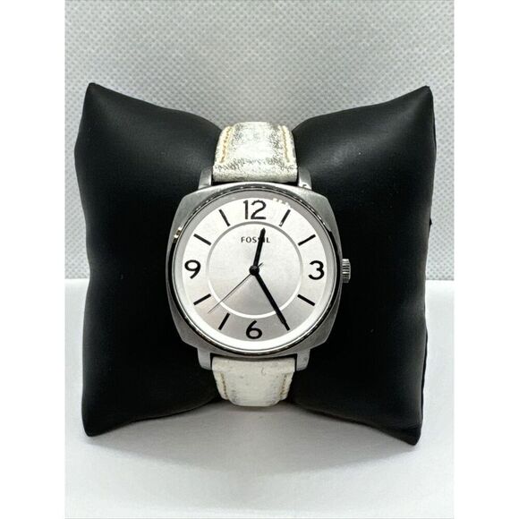 Fossil BQ3360 Women's White Leather Strap Analog Dial Quartz Wrist Watch JNA349 - Picture 1 of 11